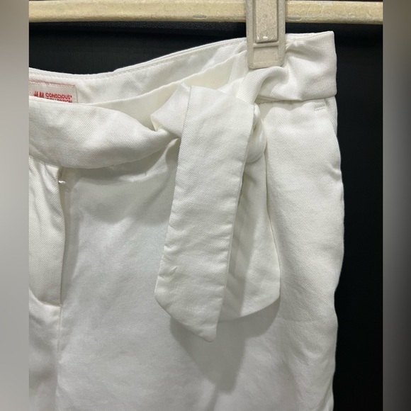 H&M White Women's Conscious Collection Shorts with side tie - Picture 4 of 7